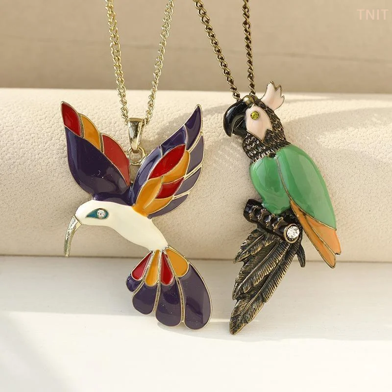 [J] Enamel Bird Parrot Pendant Necklaces Vivid Color Design Sparkly Alloy Rhinestone Details Daily Wear Gifts For Women