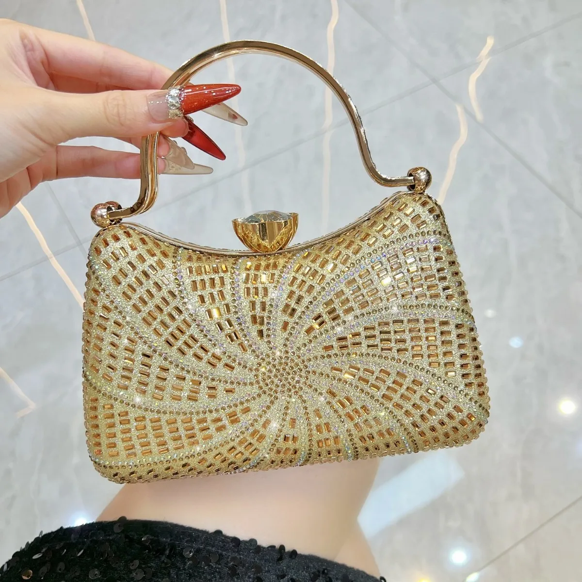 

Rhinestone handbag, celebrity fashion dinner bag, shiny chain shoulder bag, exquisite messenger bag, bag.