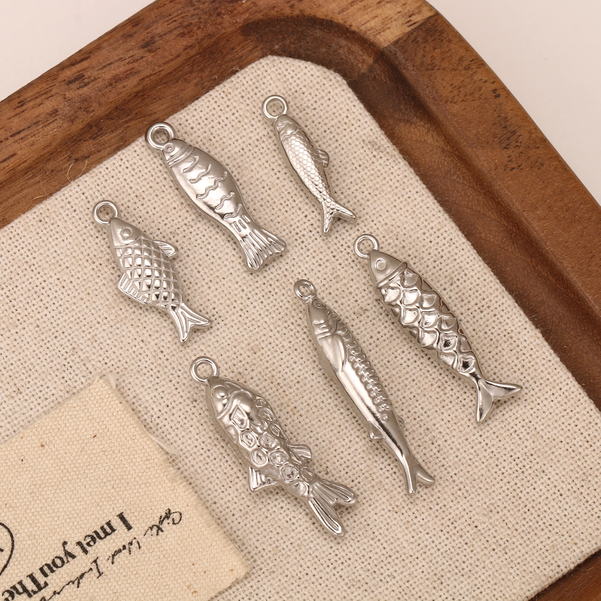 3Pcs Marine Life Animal Sea Fish Charm Stainless Steel Good Luck 3D Fish Shaped Pendant for Necklace Bracelet DIY Jewelry Making