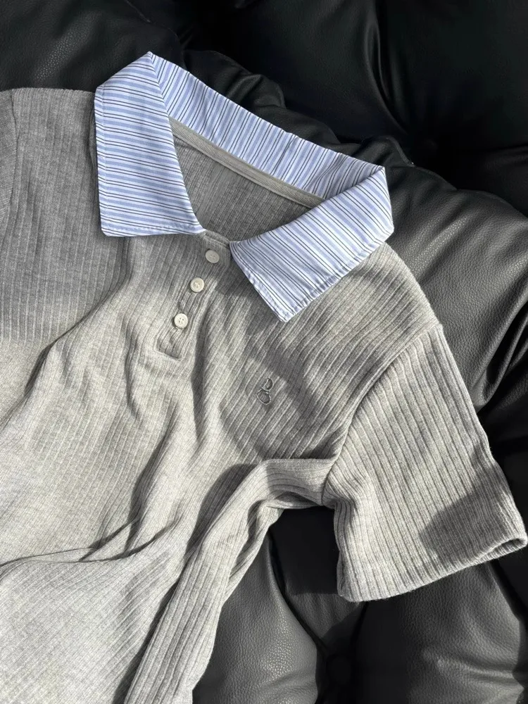 독특한 폴로 넥 반팔 티셔츠 여성용 슬림핏 순면 여름 착용 대학 스타일 독특한 디자인 땀 흡수성