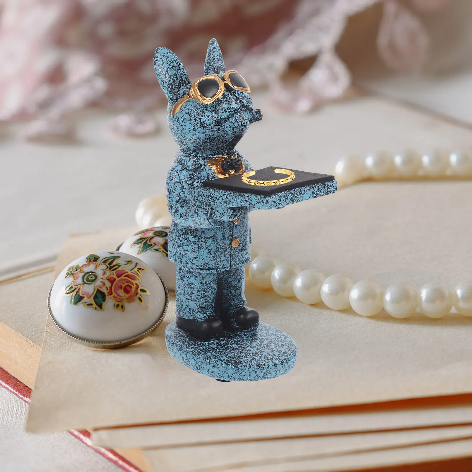 

Dog Shaped Watch Stand Gypsum Material Scratch Resistant Desktop Display Holder for Watches Bracelets Jewelry Organizer Home