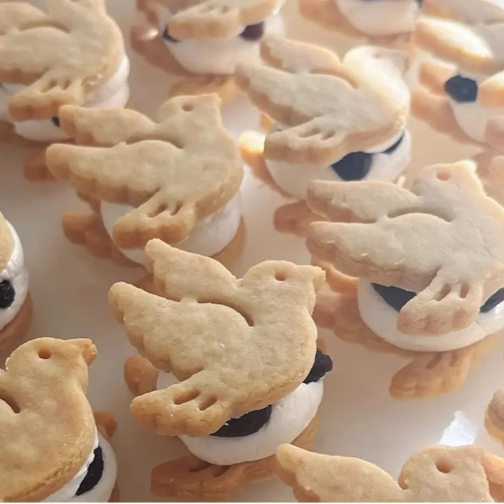 Bird Cookie Embossed Mold Cute Swallow Fondant Cake Biscuit Cutter Mold for Happy Party Decor DIY Baking Tool