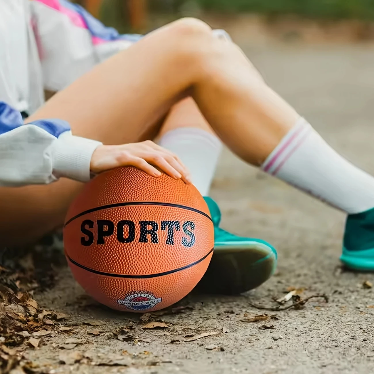 كرة سلة دوارة رقم 3/5/7 للبالغين المراهقين - مادة مطاطية بنية عالية الجودة، مرنة جدًا - مع شعار وشارة رياضية