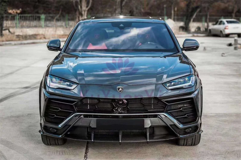 For Lamborghini Urus Upgrade TC Style Carbon Fiber Front bar Edge Two-piece Front lip Body Kit