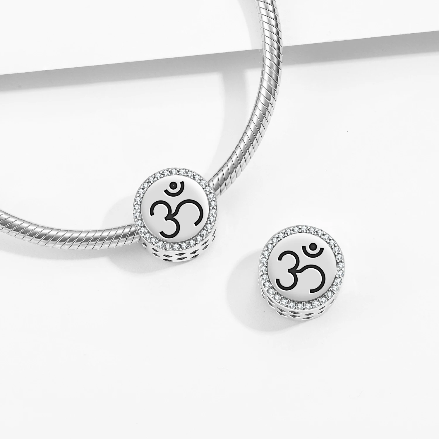 

Hindu Symbols Om Aum 925 Sterling Silver Charm Bead DIY Bracelet Jewelry Gift