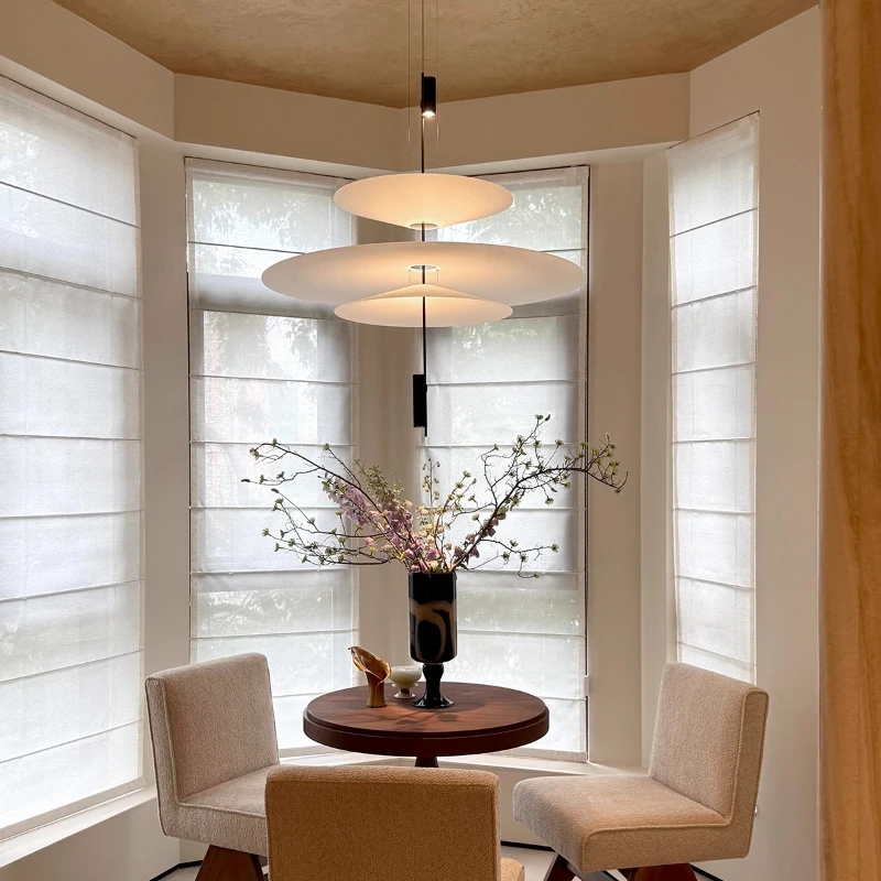 

Minimalist Restaurant Bar Flamingo Chandelier Designer Creative UFO Light