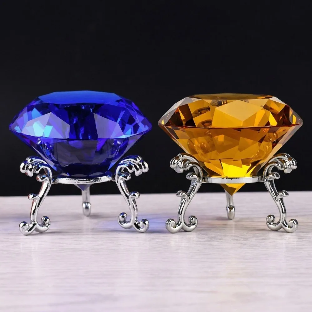Gold and Silver Colored Metal K9 Crystal Ball Support  Handicrafts Tripod-shaped With a Spherical Base and Folk Art
