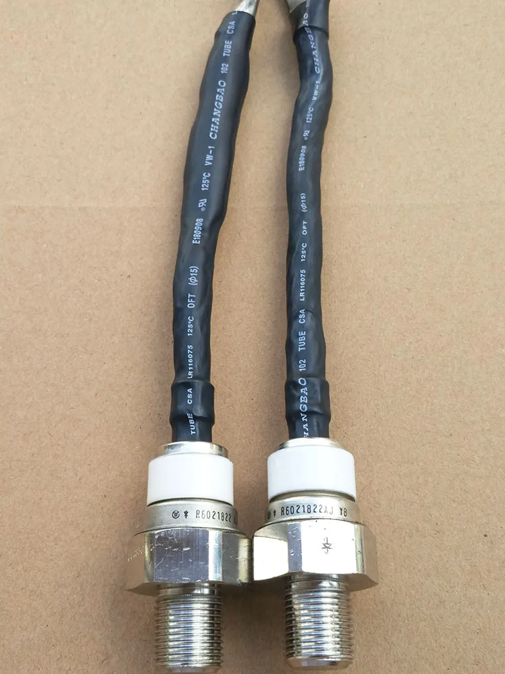 

1 шт. R6021822AJ Диод, тиристор, винтовая шпилька