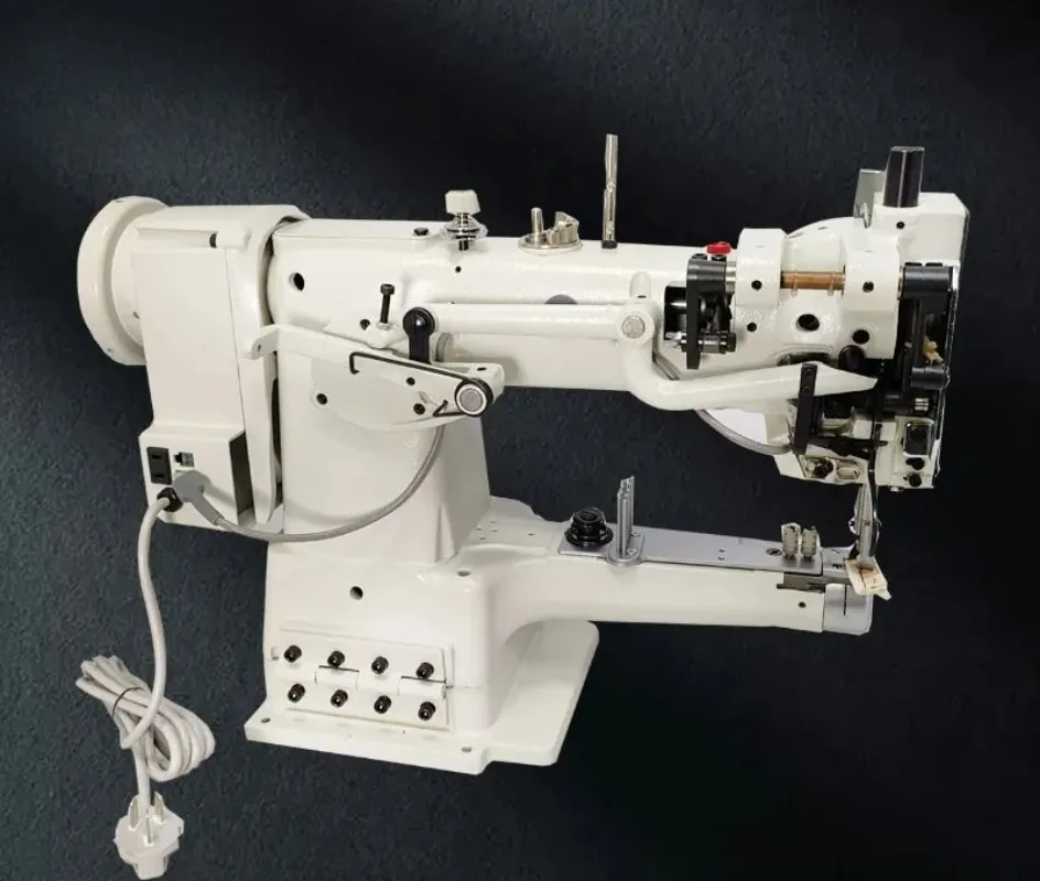 Weifeng 335 High Head Industrial Sewing Machine, Tubular Small Mouth Leather Hemmer for Snow Boots & Pet Vests