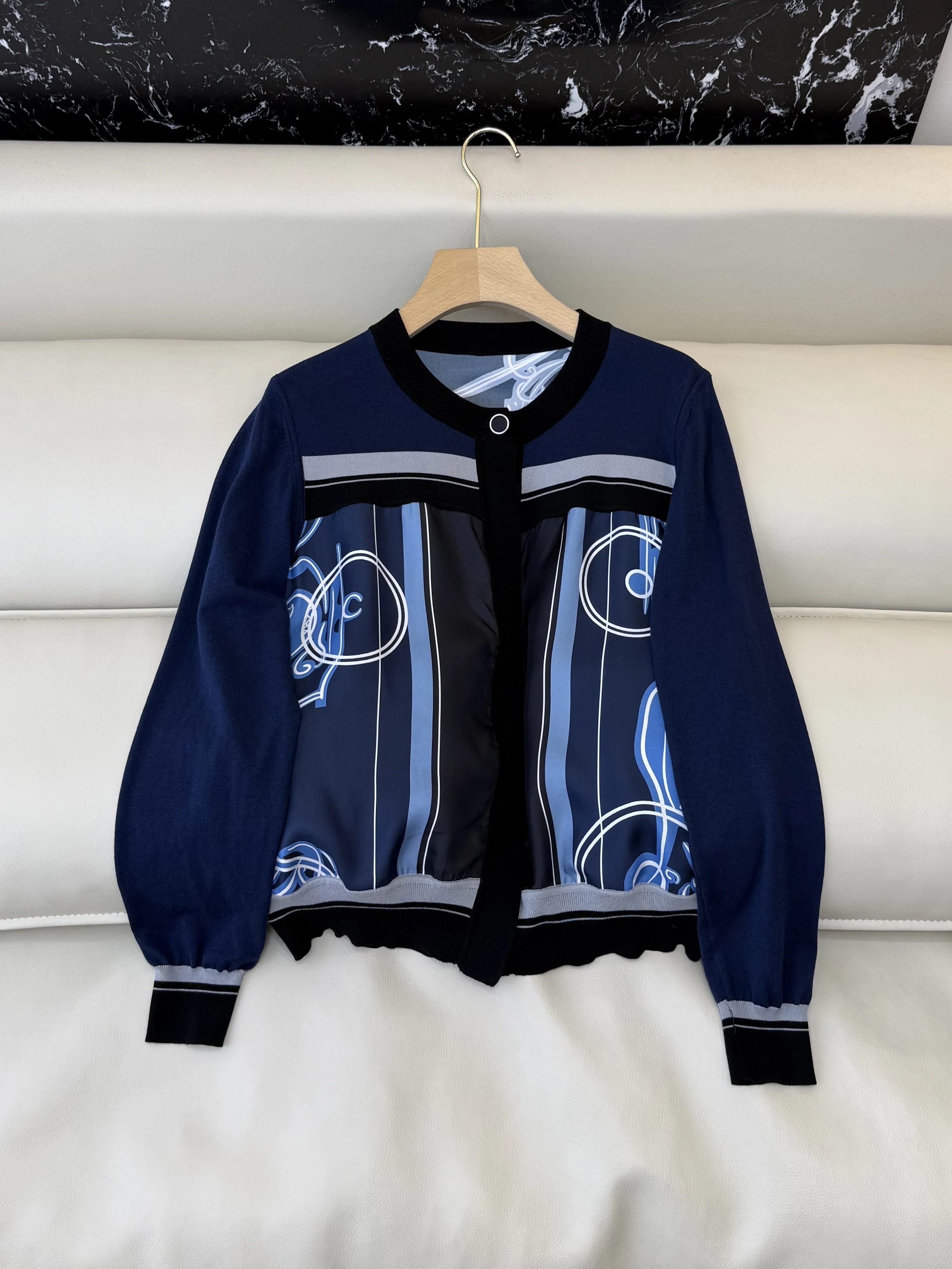 Dark blue (original quality)