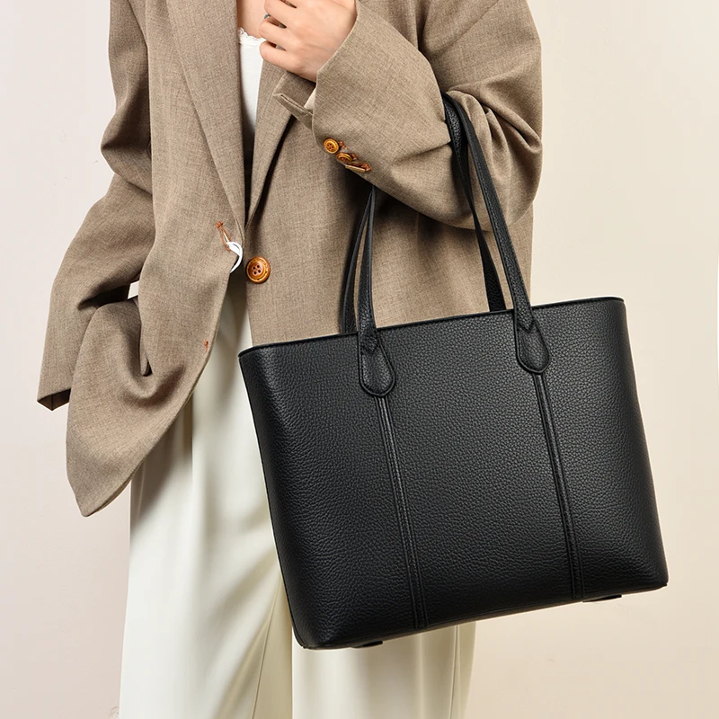 

Fashion Vintage PU Leather Tote Bag for Women Large Capacity Designer Elegant Retro Shoulder Handbag Luxury Ladies Commuter Bag