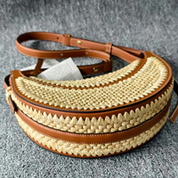 New Hot Y2k Moon French Niche Design Single Premium Shoulder Crossbody Bag Crescent Bag Handbag Women's Crossbody Bag Saddle Bag