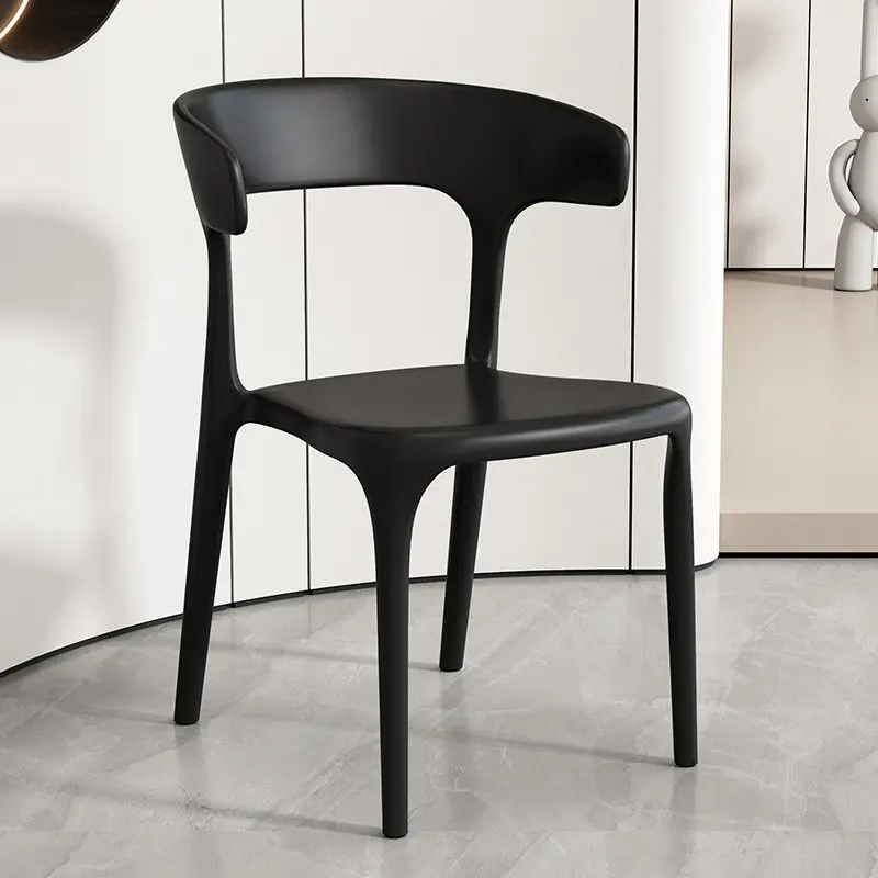 

Modern PP plastic dining chair with curved backrest, sturdy integrated frame, suitable for outdoor gardens, terraces