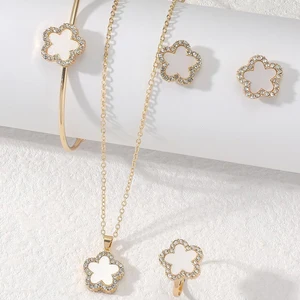 Kristaller kitinin en iyi 10 satışı-no. 6