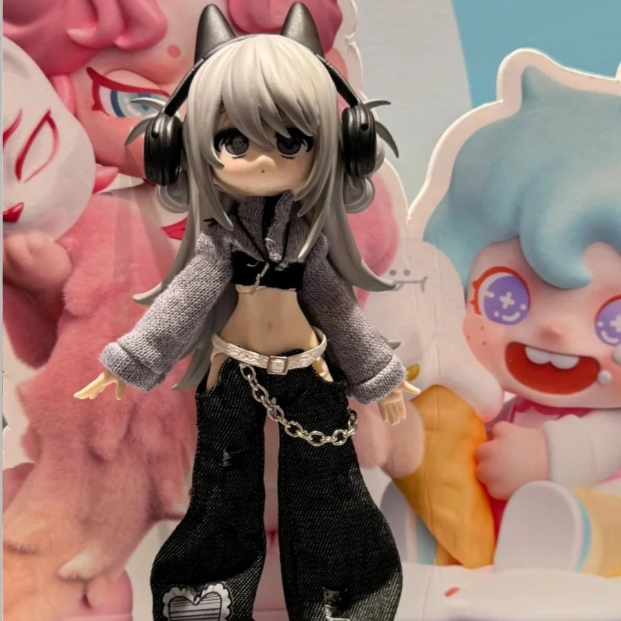 

Genuine 10000 Escapes Plans Bjd Runs Towards Free Crazy Pretty Movable Joint Desktop Decoration Collection Surprise Blind Box