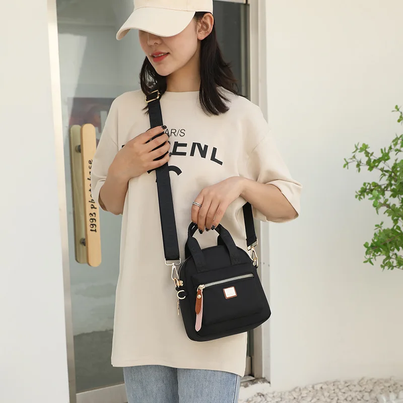 女性のアウトドアレジャーショルダーバッグ、ポータブル携帯電話財布、小さなBAデザイナーの高級バッグボルソ用の新しいクロスボディバッグ