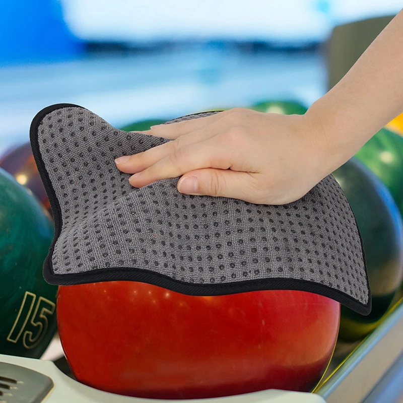 Picture 3: New Microfiber Bowling Cleaning Towel Nonslip Bowling Shammy Pad Washable Dust Debris Remover Polisher Pads Equipment