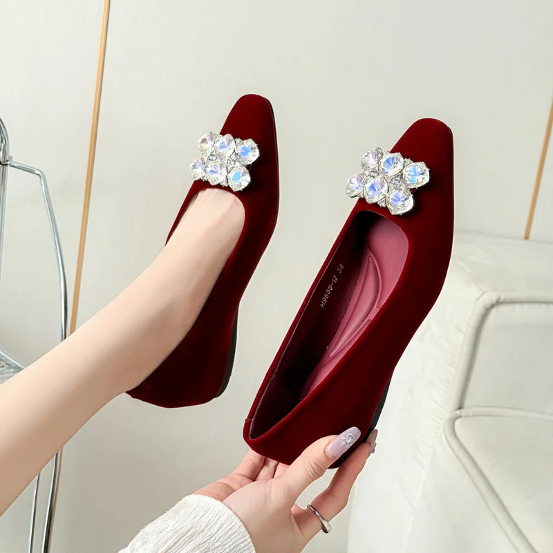 

Square-toed, rhinestone-embellished, suede, burgundy, low-heeled shoes for autumn and winter 2026New slip-on women's shoes