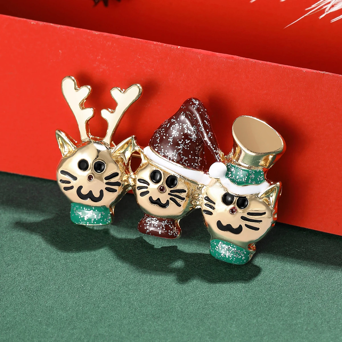 العصرية عيد الميلاد ثلاثة هريرة دبابيس للنساء للجنسين الحيوان دبابيس مأدبة اكسسوارات الحفلات الهدايا #5