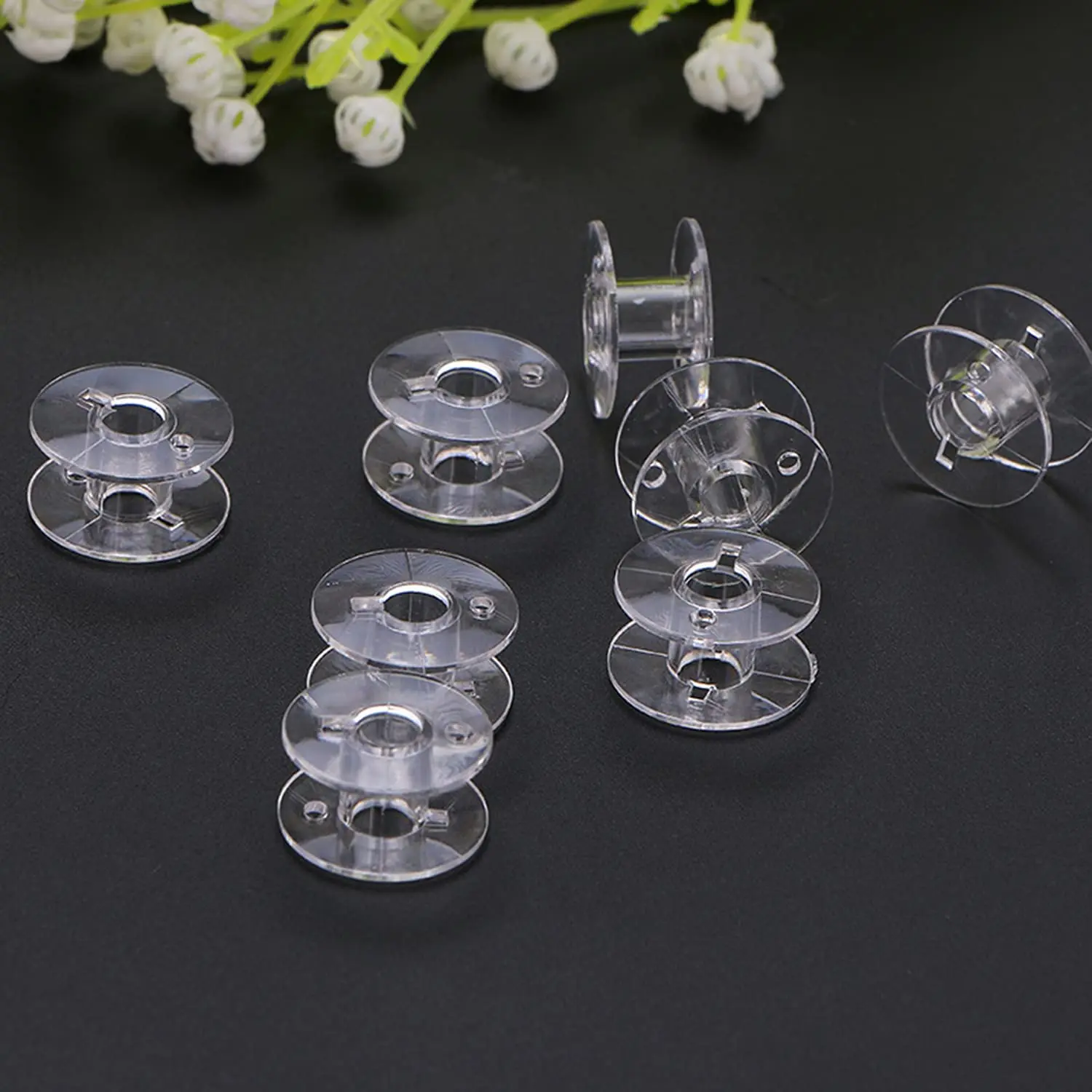 25Pcs Bobbins Clear Sewing Machine Bobbins Spools Empty Bobbins Spools Plastic Storage Box For Home Sewing Accessories Tools