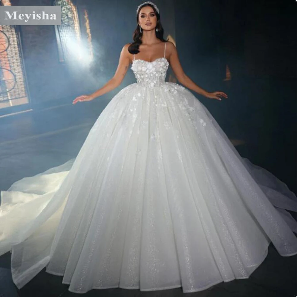 

Customized ZJ9383 Princess Fashion Backless Quality Bride Dress Ball Gown High Neck Luxury Pearl Beading Wedding Dresses Women
