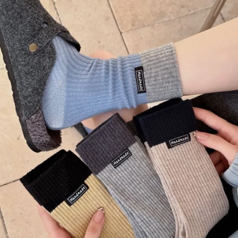 9 Pairs 2025 Fall Winter Color-Blocked Women's Mid-Calf Socks Casual Simple Cotton Socks Ladies Black Warm Socks High Quality
