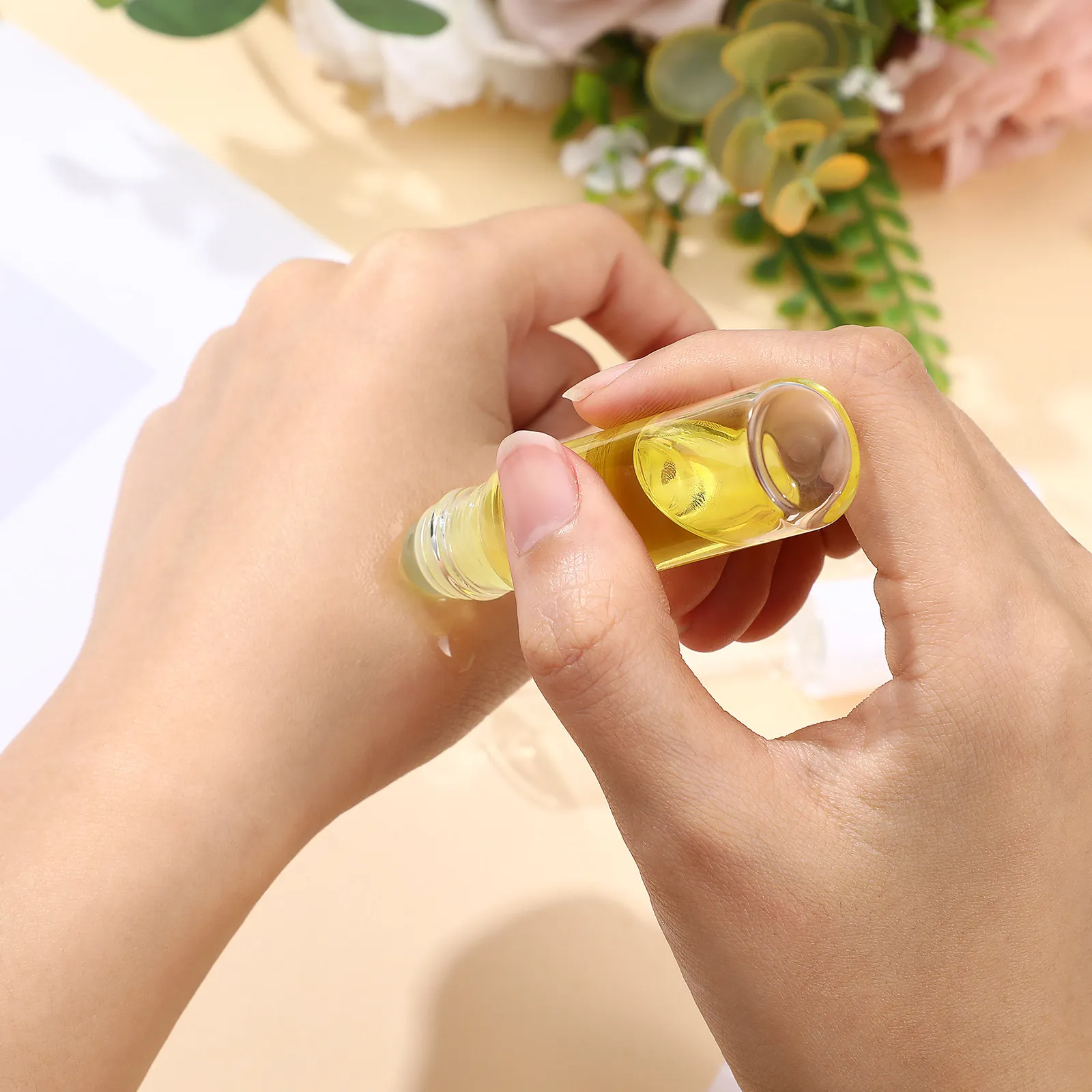 

12 шт. прозрачных стеклянных роликовых флаконов по 10 мл, многоразовые емкости для эфирных масел, герметичные роликовые контейнеры для парфюмерии и ароматов