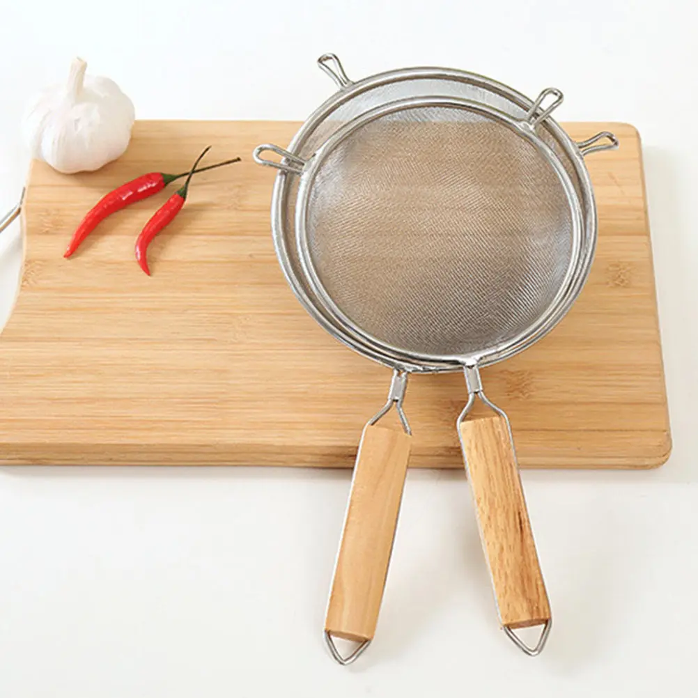 Stainless Steel Mesh Skimmer Strainer with Wooden Handle – 16cm Diameter, Non-Slip Grip for Spaetzle & Pasta
