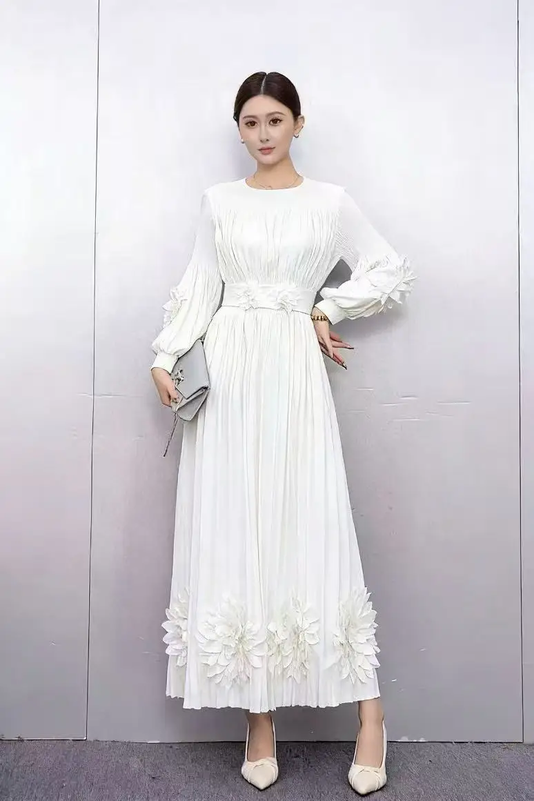 مياكي 2025 شتاء جديد فضفاض ثلاثي الأبعاد زهرة بلون فستان مطوي مزاجه تنورة طويلة أنيقة #4