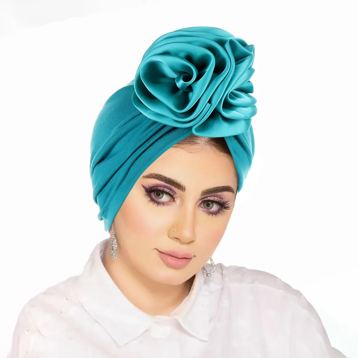 Chapeaux Hijab Turban à fleurs en Satin, nouvelle mode, enveloppe de tête africaine, chapeaux musulmans élastiques, casquette de chimio respirante pour femmes et filles, 2025