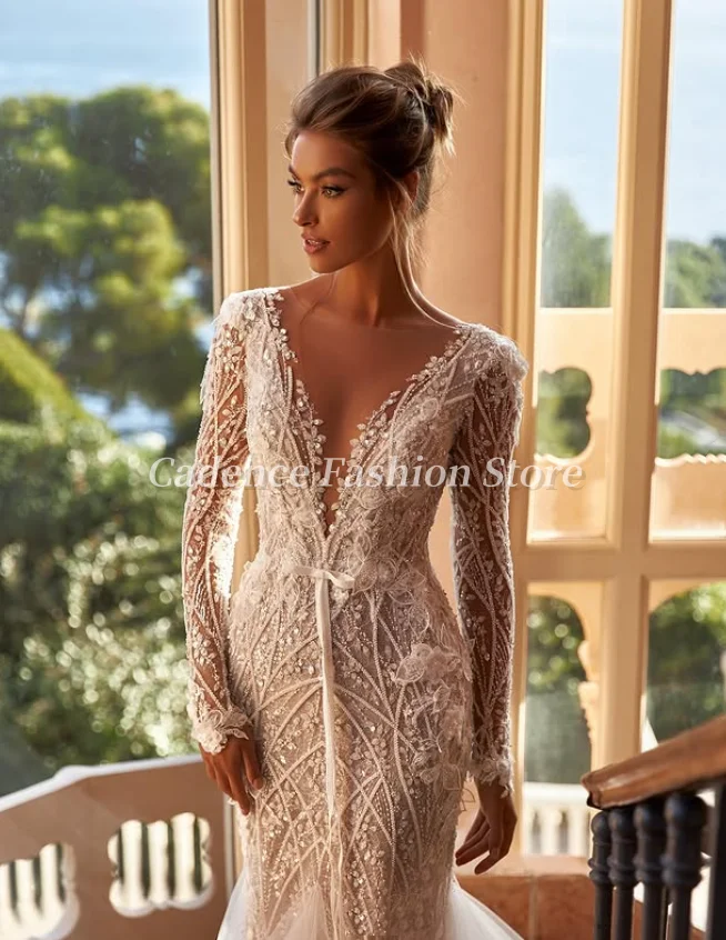 Customized  Sexy V-Neck Long Sleeve Lace Mermaid Wedding Dress Lace Applique Lace Trailing Hem Bridal Gowns  2025