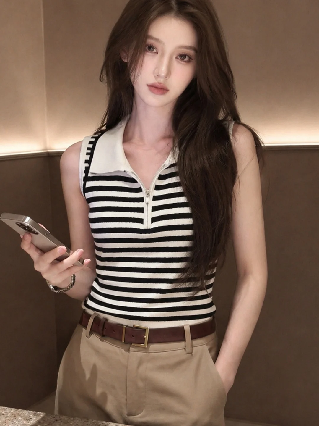 

Summer Elegant Knitted Ice Silk Vest Women's Sleeveless Half Zip Soft Casual Striped Top Fashionable Contrast Color Vest