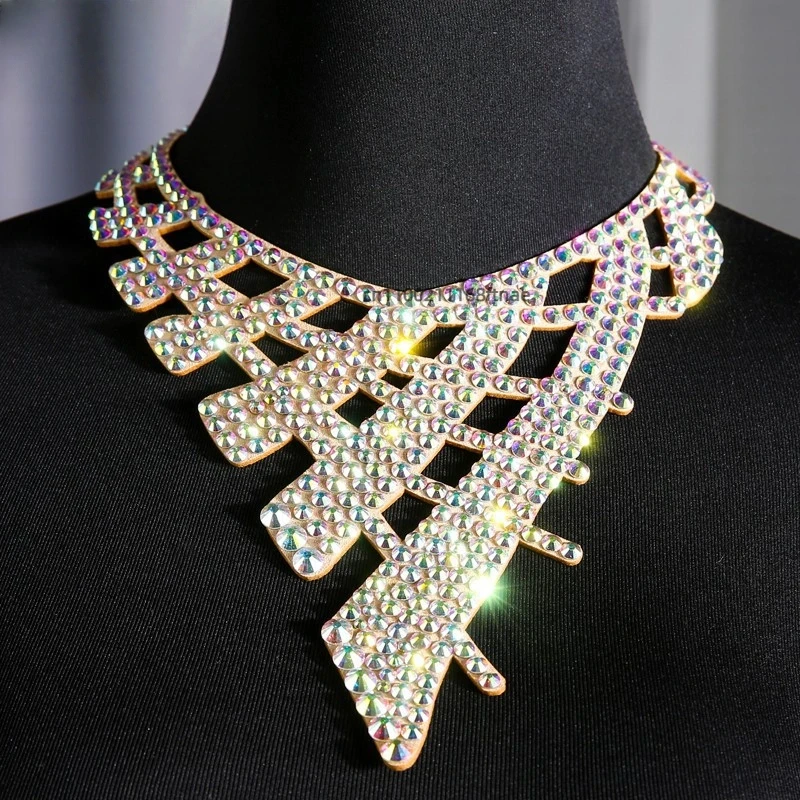 جديد الرقص الشرقي قلادة اليدوية الساخن حفر الرقص الشرقي مرحلة الأداء الملحقات المنافسة أداء الملحقات