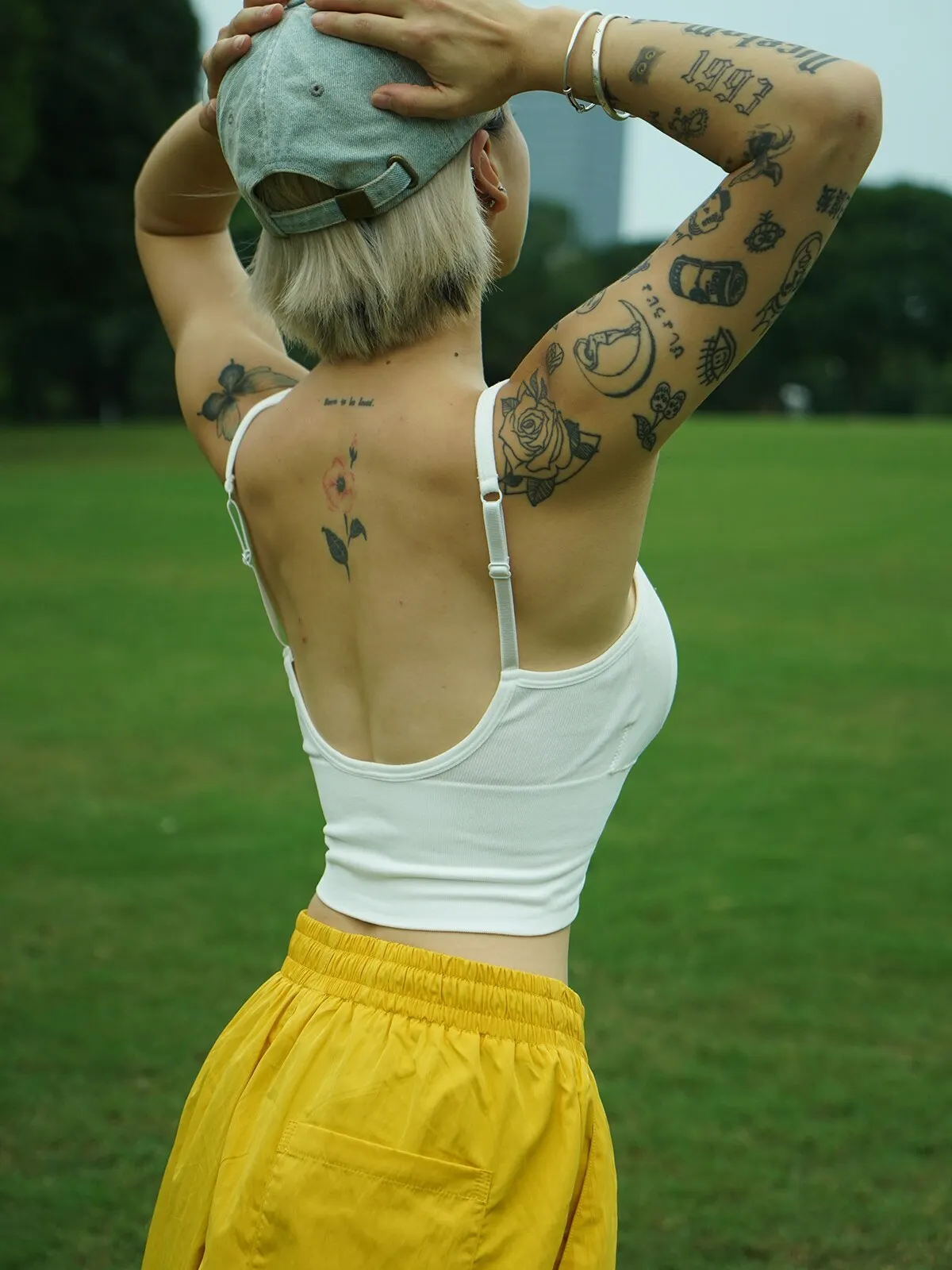 High Waist Slim Fit Tank Top Inner Wear Base Layer Gathered Natural Revival U Shaped Beautiful Back Threaded Tank Top for Women