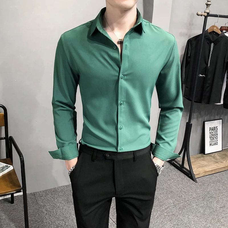 Camisa de manga larga de color rojo brillante, camisas ajustadas a la moda para hombre, Tops blancos, azules y grises para hombre, vestido negro, morado y verde, Camisa para hombre