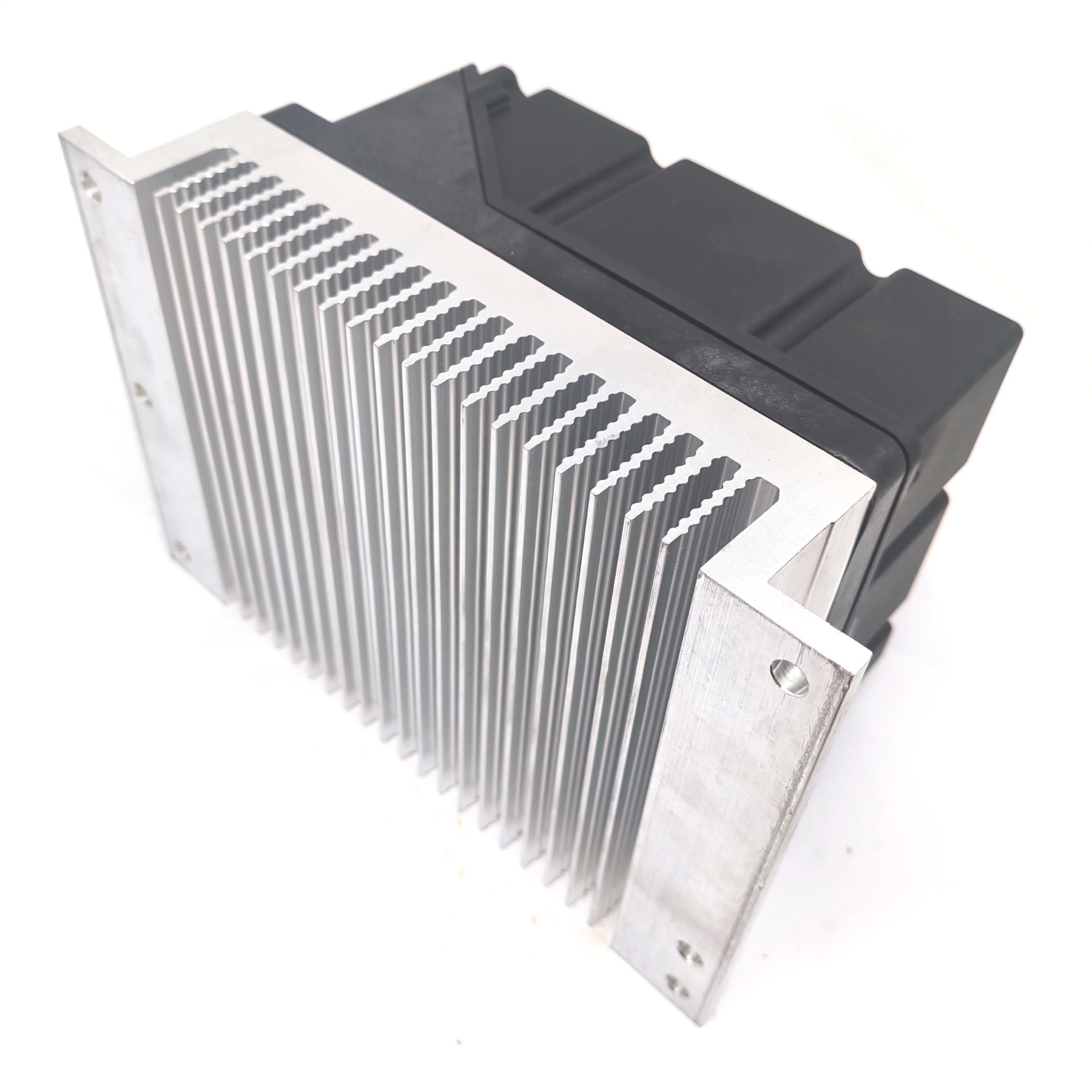 

Оригинальный электронный модуль управления LAC для вилочных погрузчиков Linde, артикулы 3903504211/3903702035