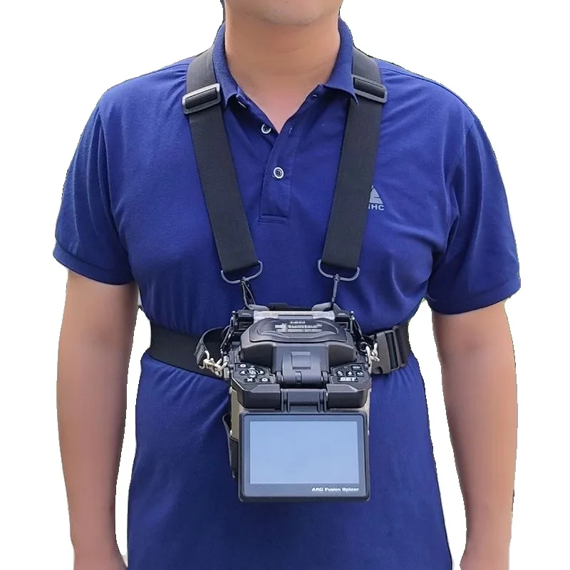 Spawarka światłowodna Regulowany uchwyt i pas zapobiegający upadkowi Spawarka światłowodna do prac budowlanych na dużych wysokościach Chroń pasek na klatkę piersiową