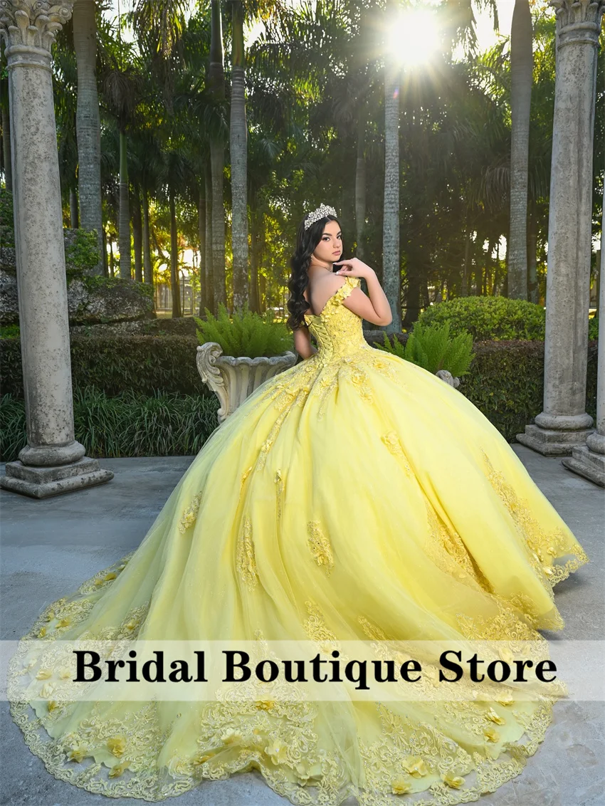 

Luxury Yellow Quinceanera Dress 2025 Straps Ball Gown Beaded Applique Birthday Party Dress Vestidos De 15 Años Customized