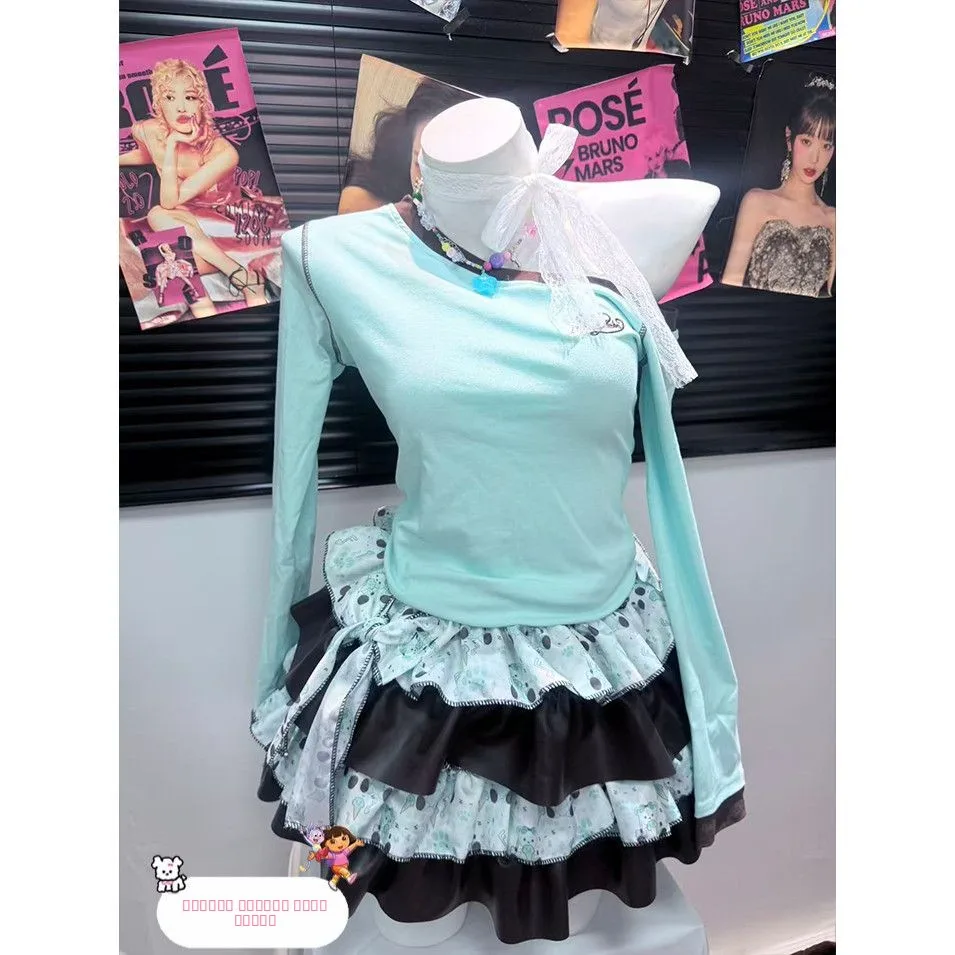 

Футболка ручной работы с вышивкой, длинный рукав, пышная юбка в стиле Y2K, дизайн с открытым плечом, оригинальная работа от Lit...