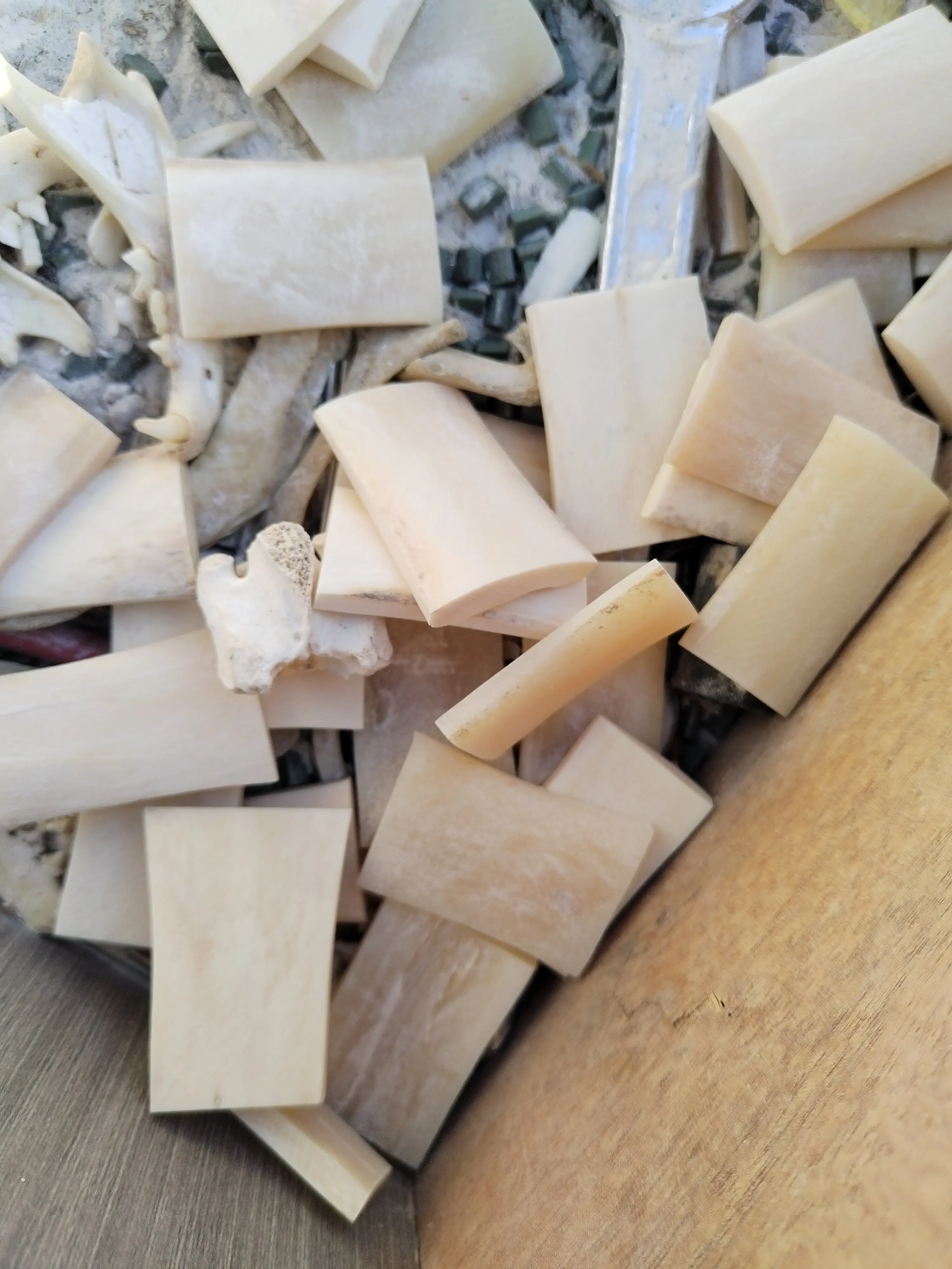 Natural Cattle Bone Beads Board YAK Collection Hand Craft DIY Spencimen Display Jewlry Making Pendant