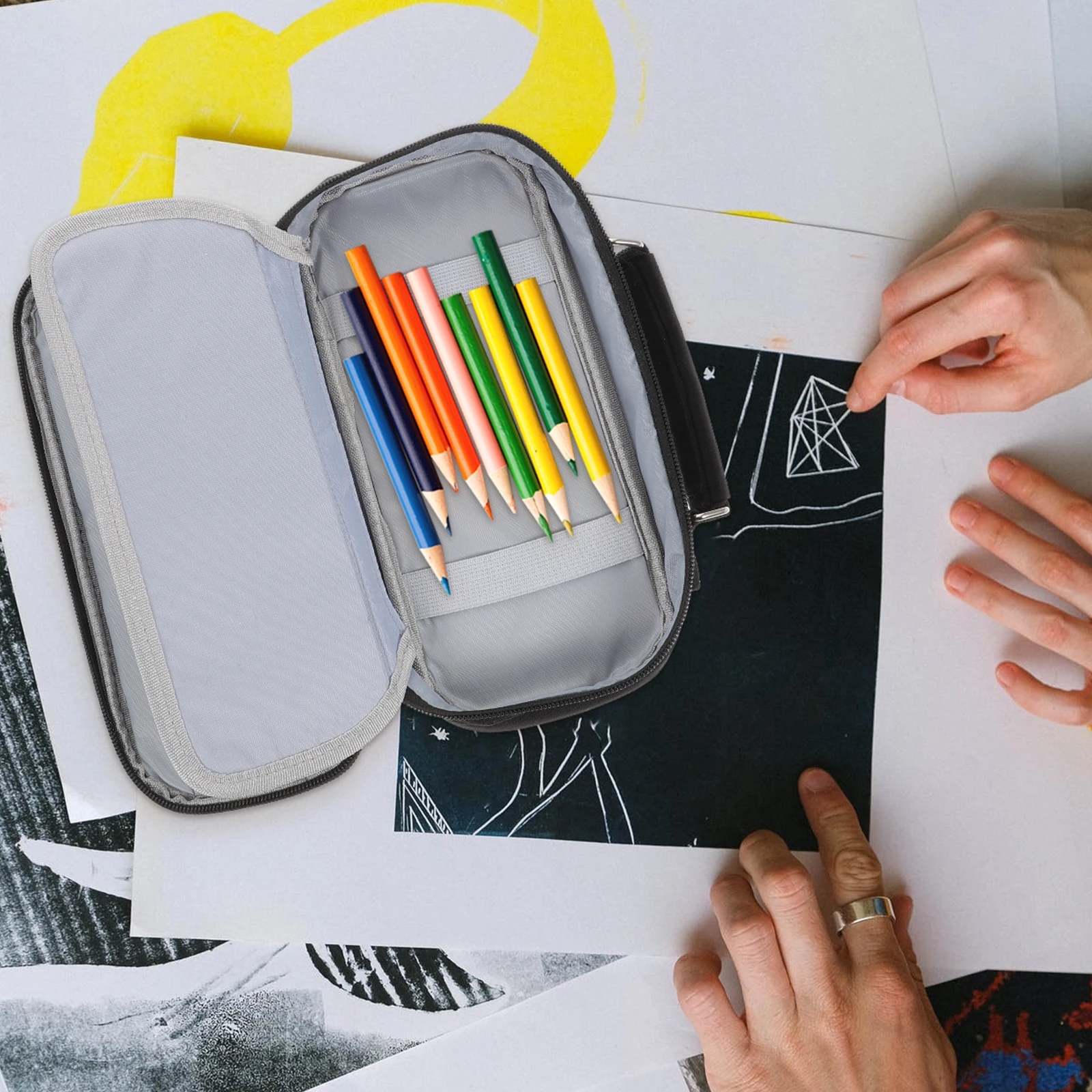 

Portable Large Capacity Canvas Pencil Bag Black Handle Pouch Compact Reusable Pen Accessory Zipper Student Teacher Desk