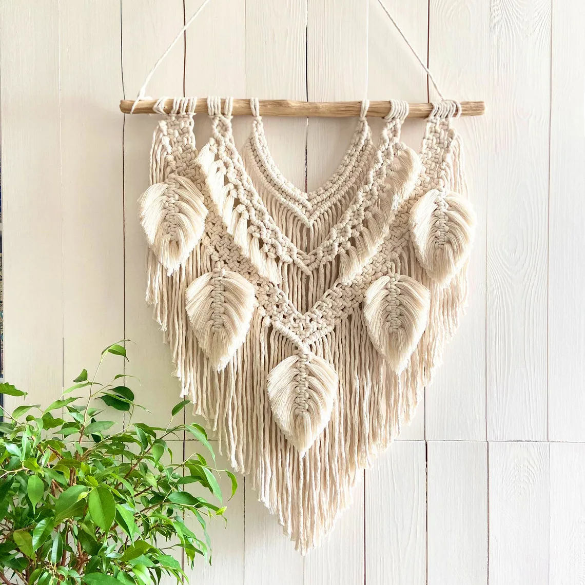 Macrame Boho Wall Hanging Decor,Woven Tapestry Chic Cotton Handmade Bohemian Art with Tassel, Craft Ornament for Dorm Home