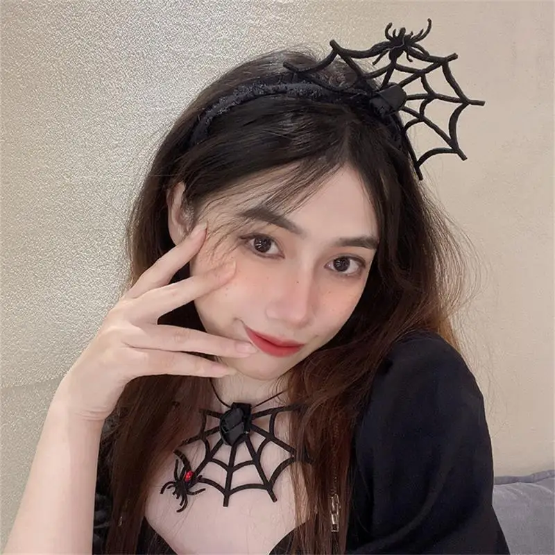 1/3/5PCS Ghostly Halloween Necklace Eye-catching Creative Photo Props Party Decoration Essential Fun Funny Clavicle Chain