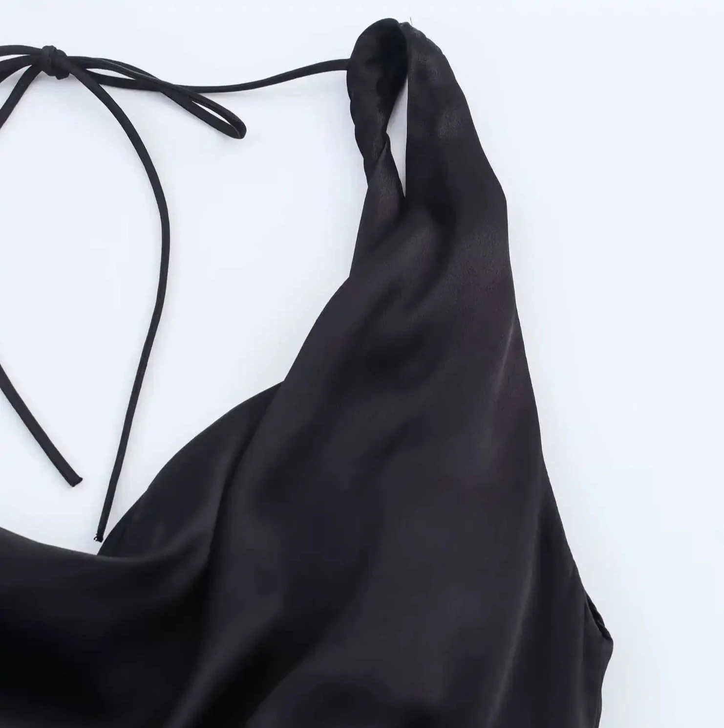 女性用シルクサテンブラックドレス - エレガントなスリムフィットエンパイアウエスト足首丈ガウン、ノースリーブレディライクスタイル新着