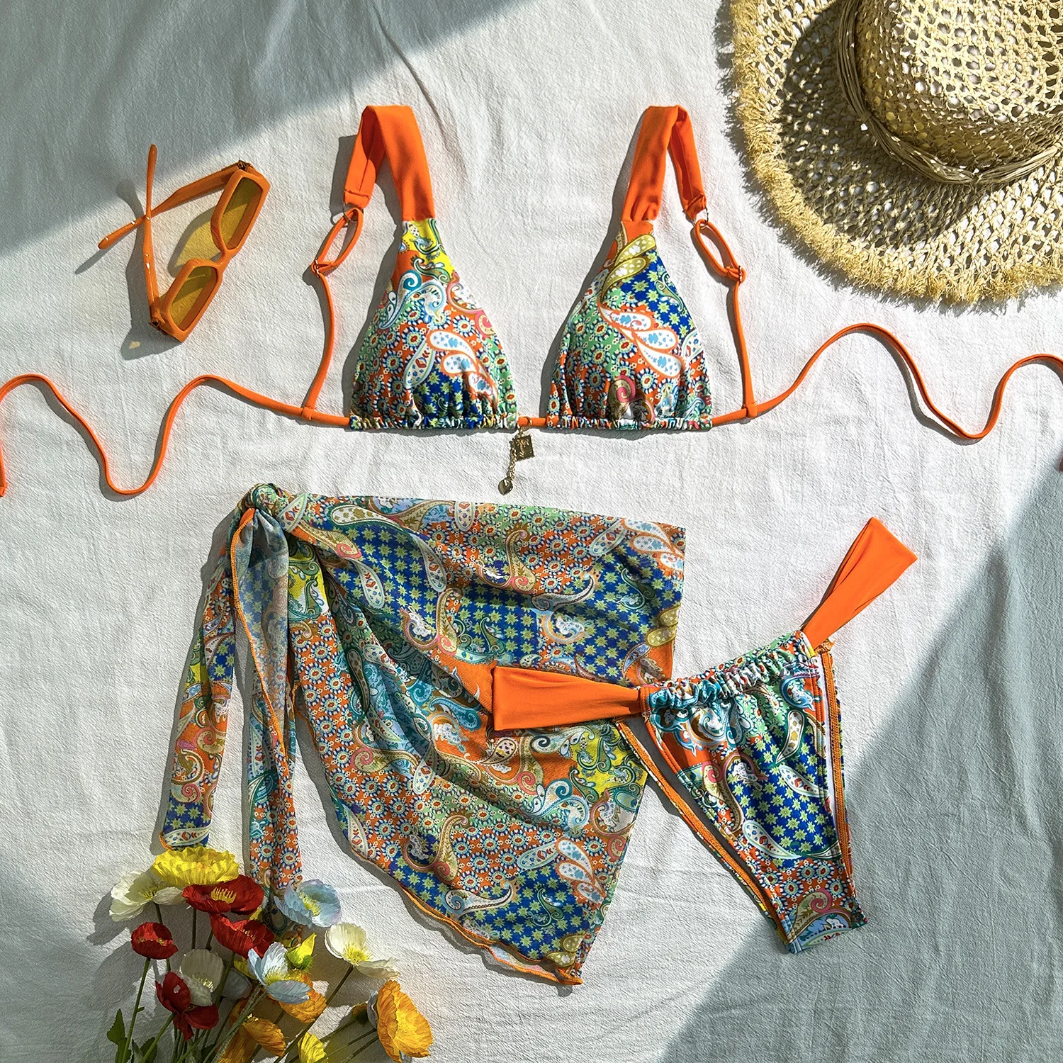 섹시한 플라워 프린트 백 타이 비키니 세트 3종 (커버 스커트, 끈 팬티 수영복 포함) 비치웨어 비키니 탱키니 트리키니