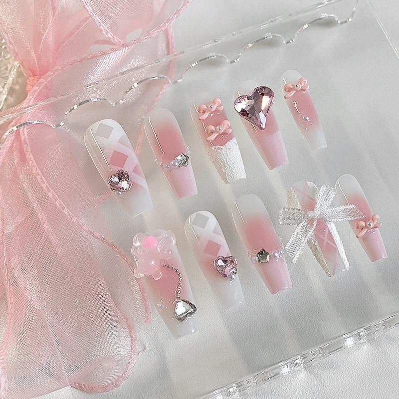 Nail art en forme de cercueil fait à la main, beaux faux ongles, nail art d'amour romantique rose et blanc, adapté aux femmes, 10 pièces