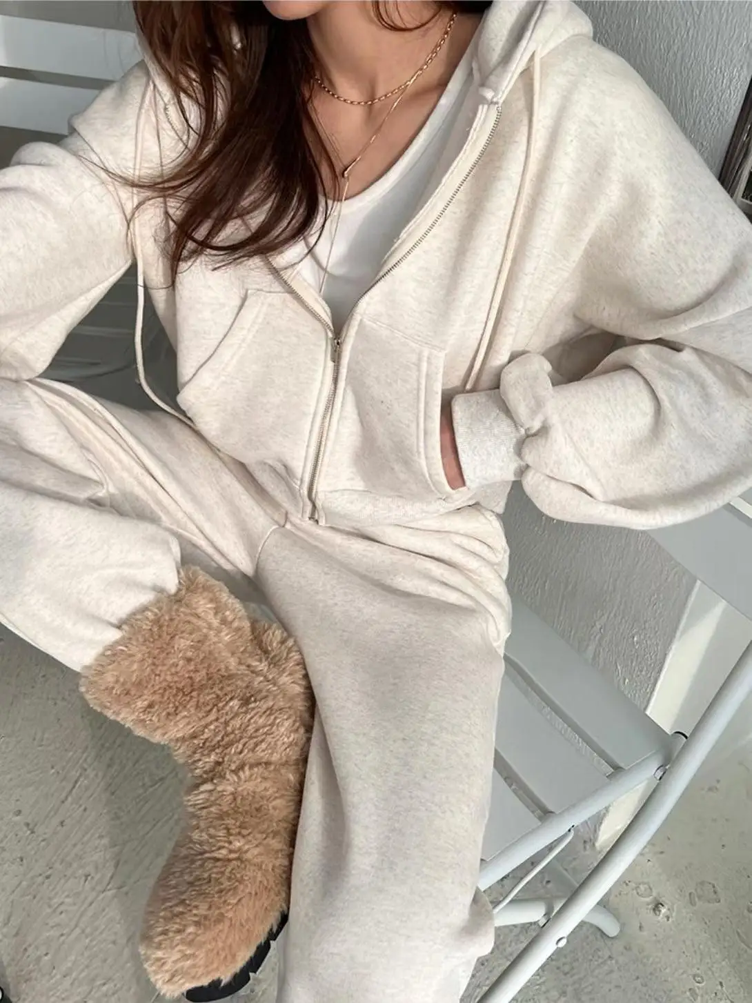 

Women's Hooded Cardigan Sweater Set Drawstring Waist Loose Straight Leg Casual Pants Matching Zipper Short Style Versatile