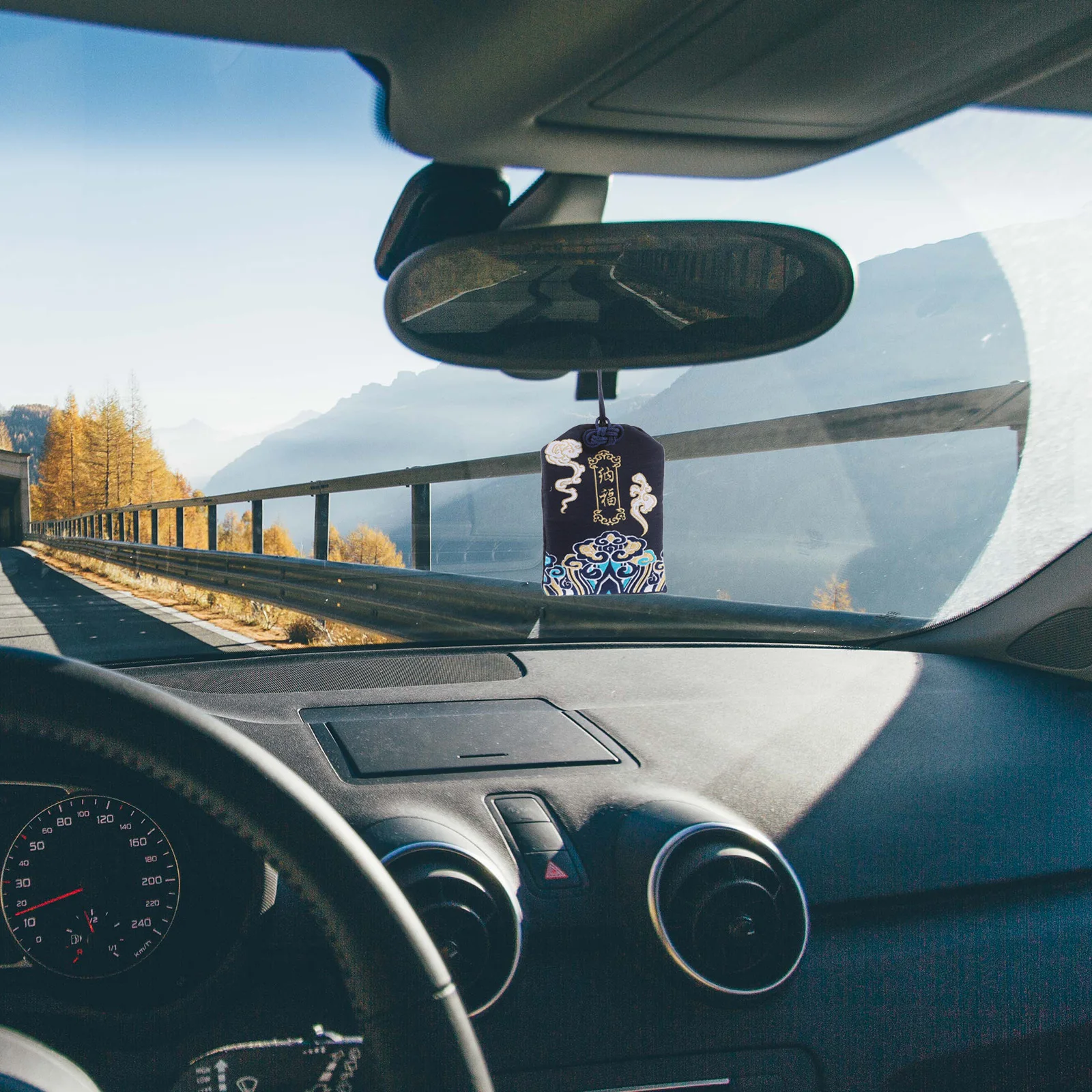 

Japanese Omamori Charm Good Luck Hanging Sachet Traditional Amulet for Car Home Office Protection Blessings Lucky Bag