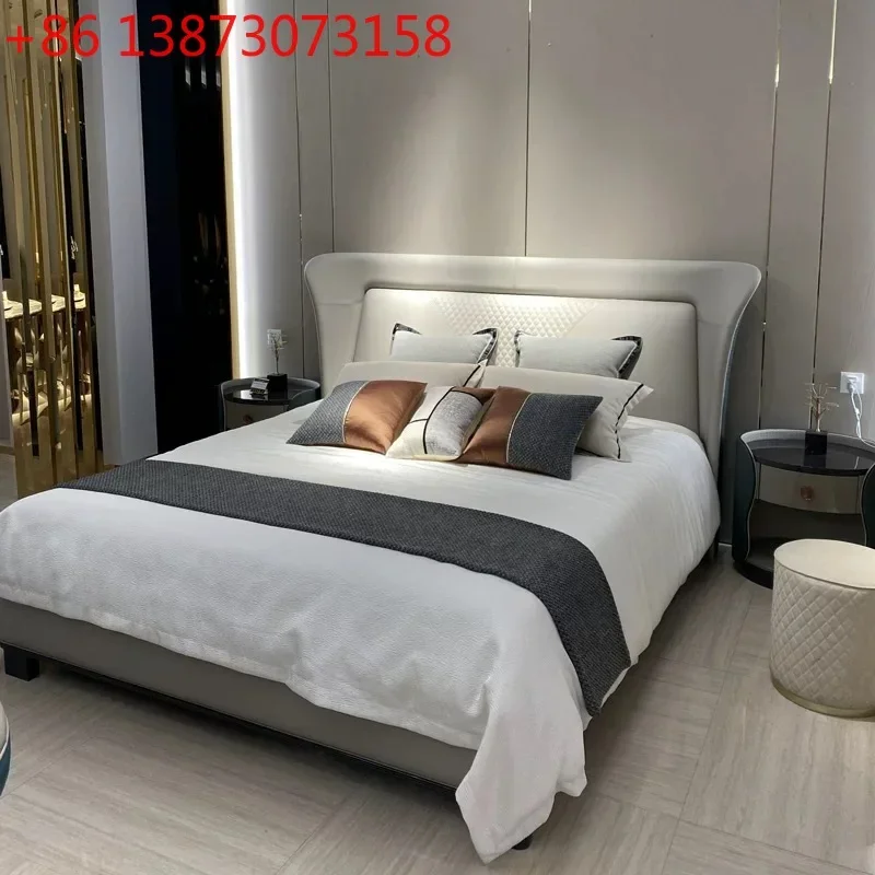 Cama de cuero italiana, cama de 1,8 metros para dormitorio de apartamento grande y pequeño, cama de matrimonio, suite moderna con muebles de lujo ligero