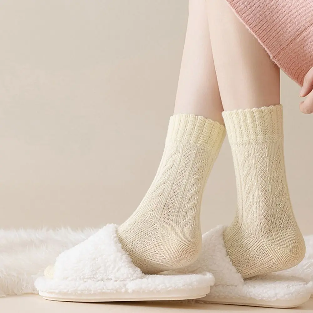 Novo engrossar inverno mais quente meias de chão tubo médio imitação cashmere meias de neve agulha grossa macio dormir meias